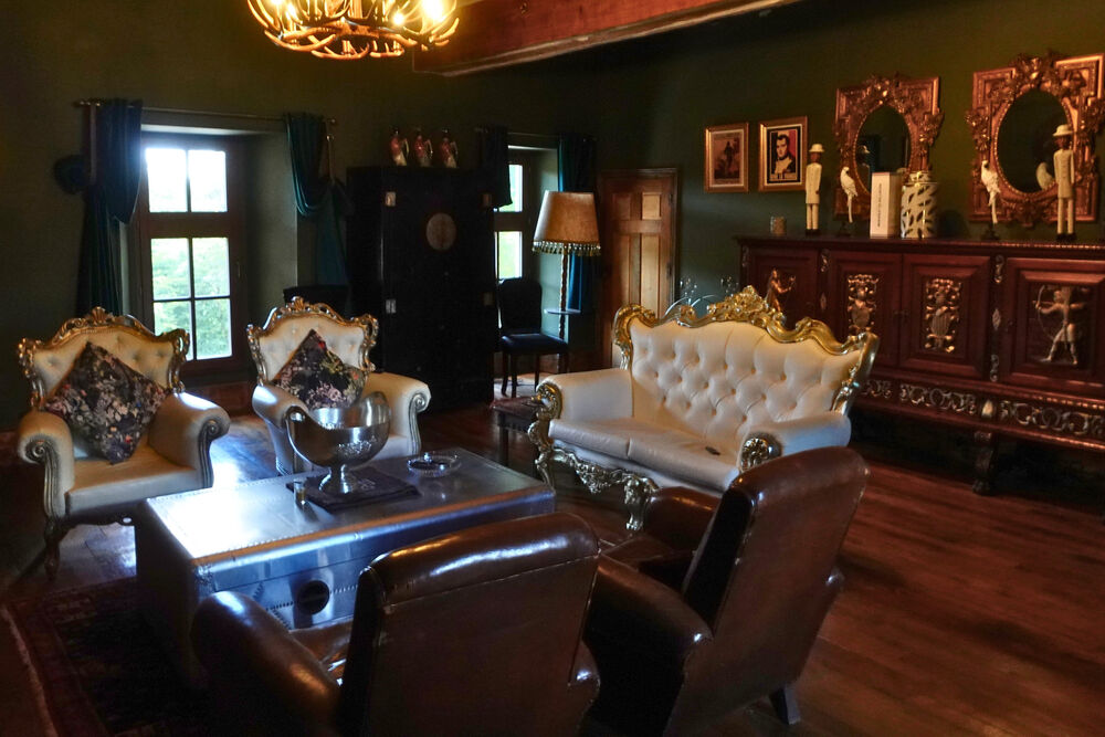 Cigar Lounge 1 Cigar Lounge 1