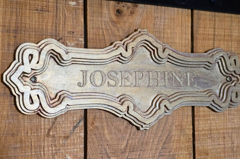 1 Josephine Plaque 1 Josephine Plaque